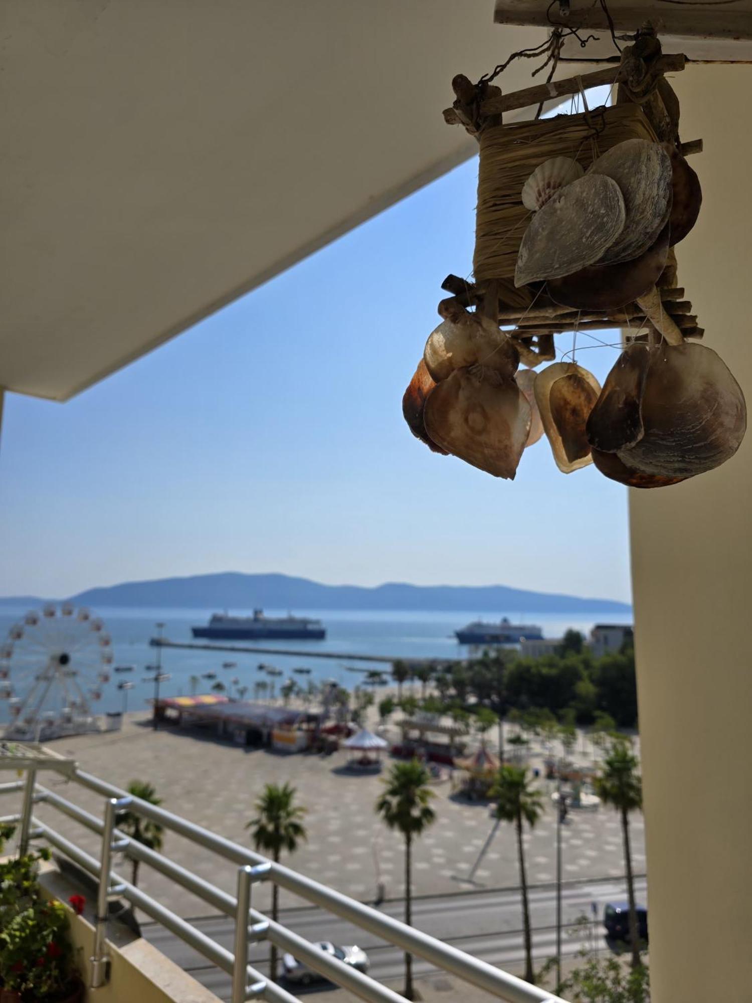 Sea View Apartment Vlore Exterior photo